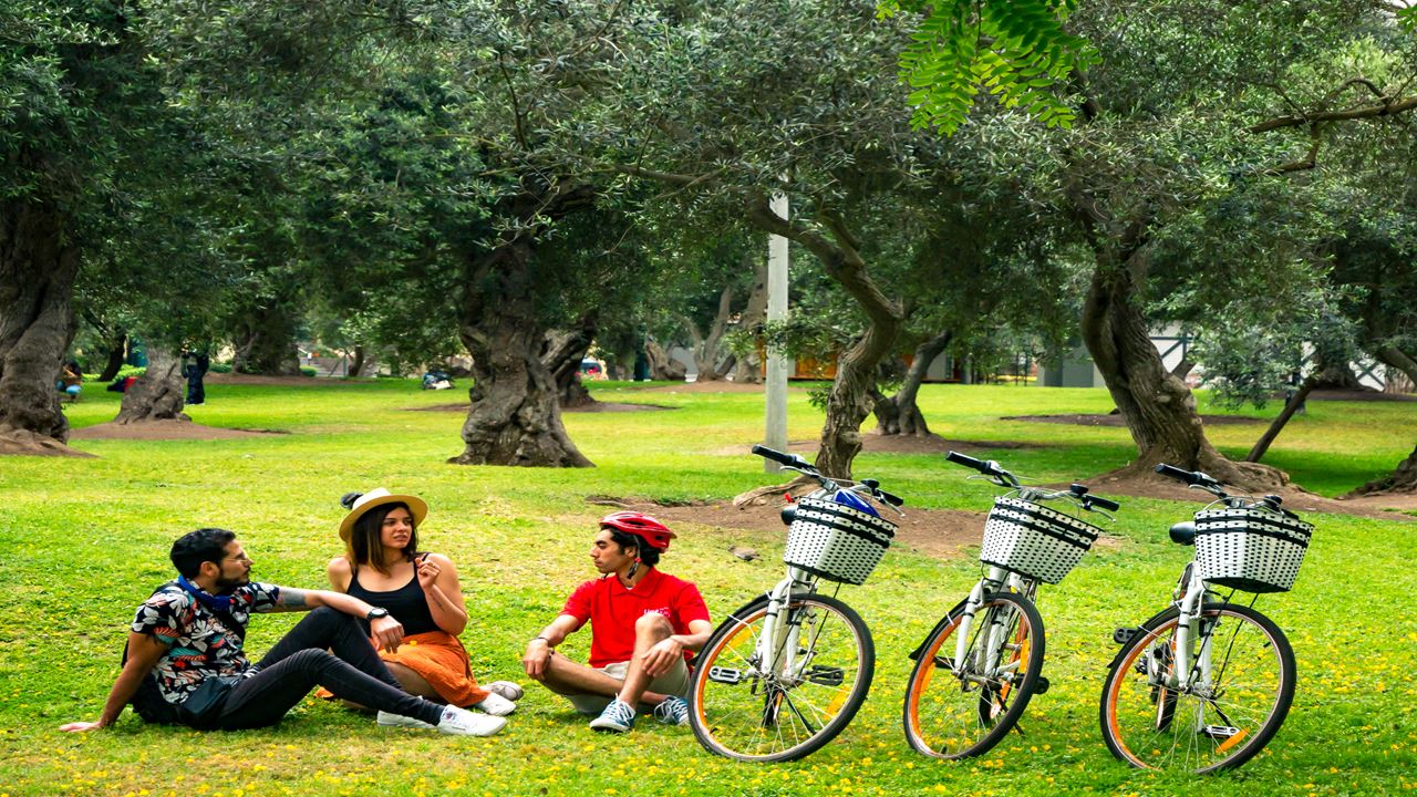 Miraflores And San Isidro Bike Tour (5)
