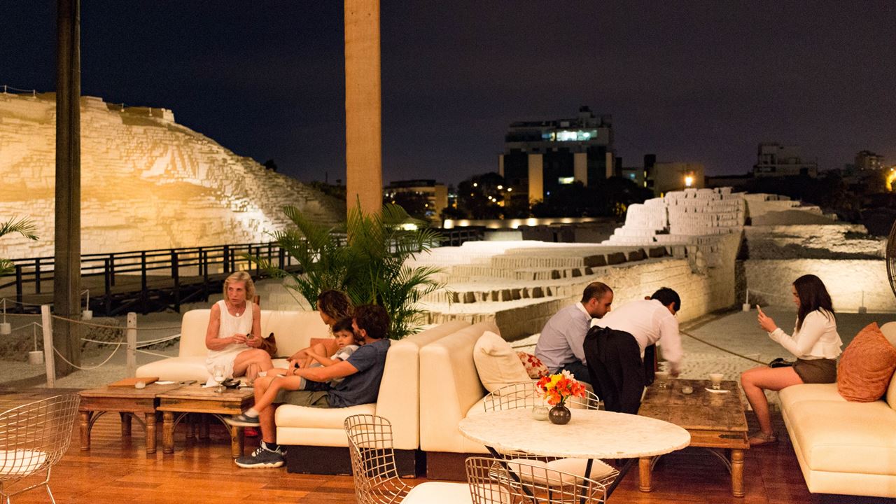 Tour Nocturno De Comida Gourmet En Miraflores Y Barranco (2)