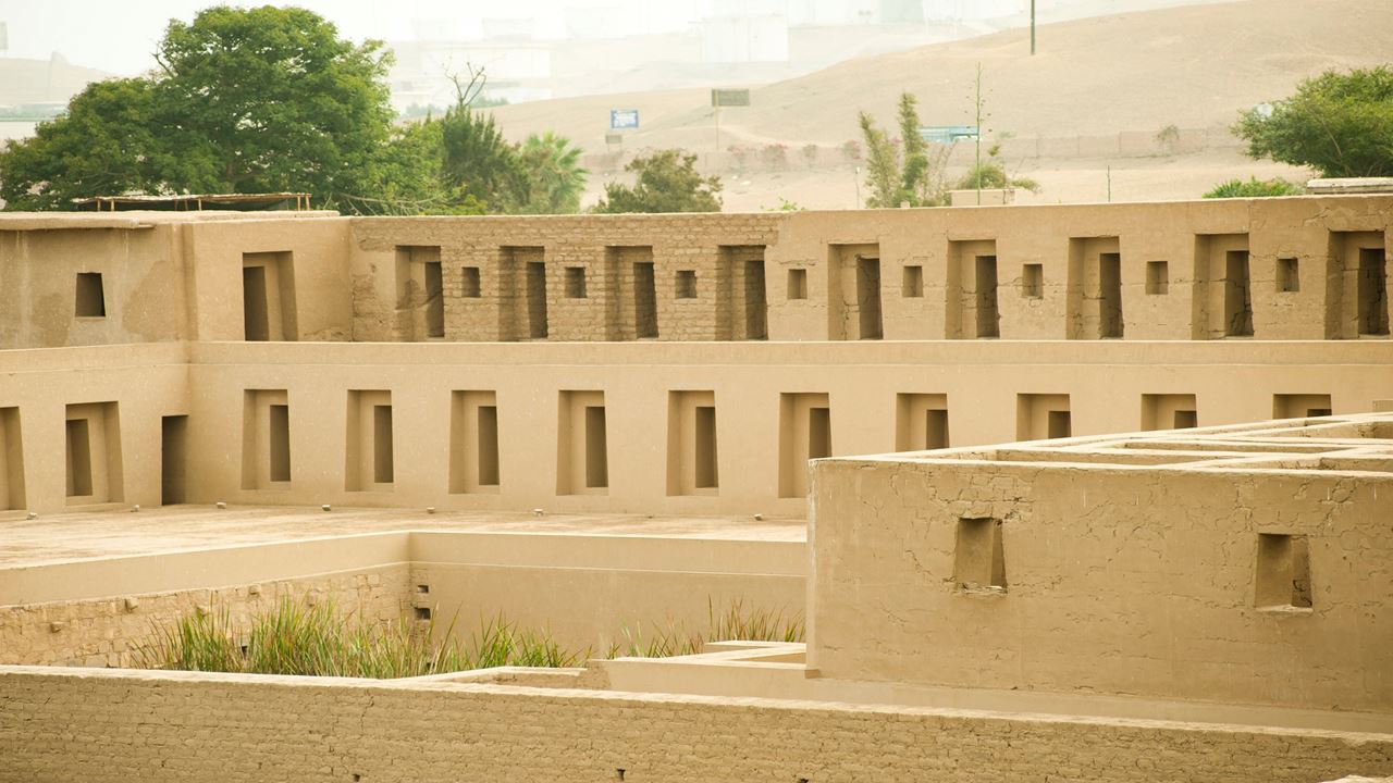 Pachacamac Ruins And Barranco